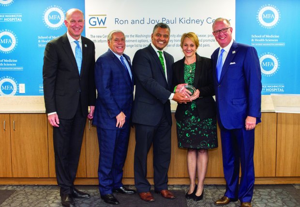 Inauguración del Ron and Joy Paul Kidney Center, GW University Hospital, Washington, DC
